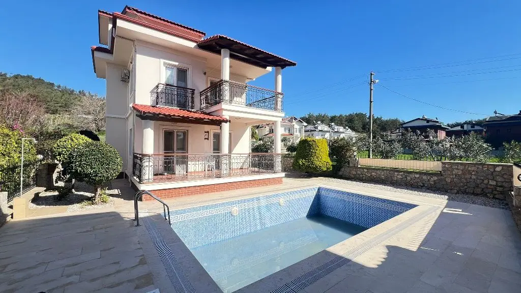 Home in Calis